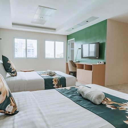 Diane Residences Cebu Buitenkant foto